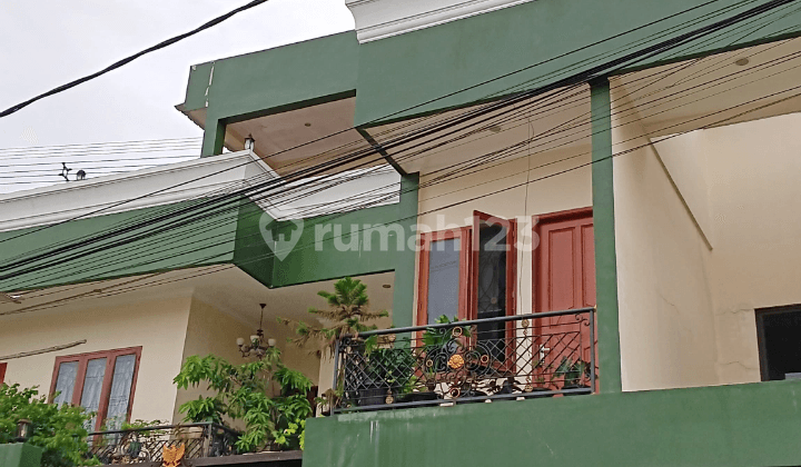 Rumah Mewah 3 Lantai Siap Huni Shm Bebas Banjir