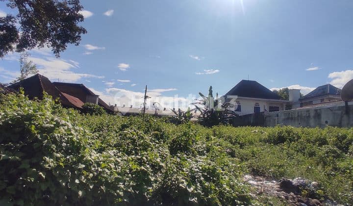 STRATEGIC LAND BY THE MAIN ROAD SIBANG KAJA – READY TO BUILD