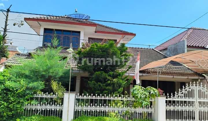 Dijual Rumah Modern Bagus 2 Lantai, Terawat Bagus, Lokasi Tegalyoso Klaten, Terawat Bagus, Semi Furnished. Lokasi Strategis, Bebas Banjir, Di Klaten Selatan, Jawa Tengah