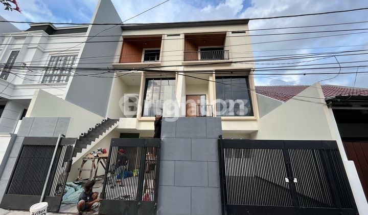 RUMAH BARU MODERN SIAP HUNI DI TOMANG