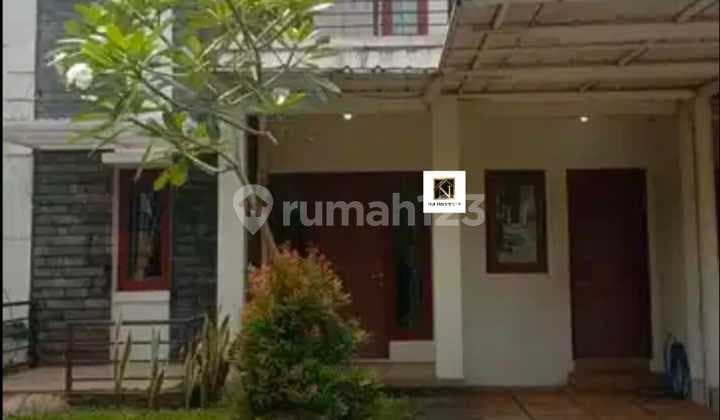 Rumah Cantik Furnished Raffles Hills Cibubur Dekat LRT Harjamukti