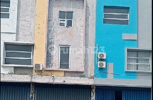 Disewakan Ruko Parkiran Luas Di Nol Jalan Raya Kalianak Surabaya