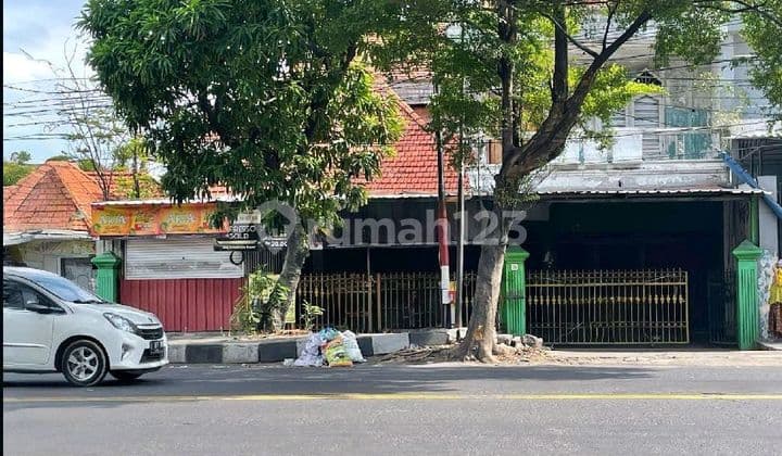 Dijual/ Disewa Rumah Usaha di Nol Jalan Raya Jakarta, Surabaya