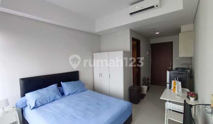 Sewa.apartemen Studio Furnsihed Tahunan