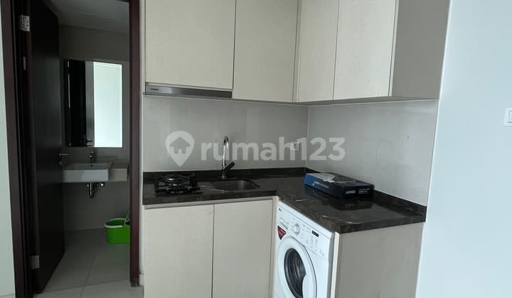 Furnished Studio Apartment Unit at Puri Mansion in West Jakarta