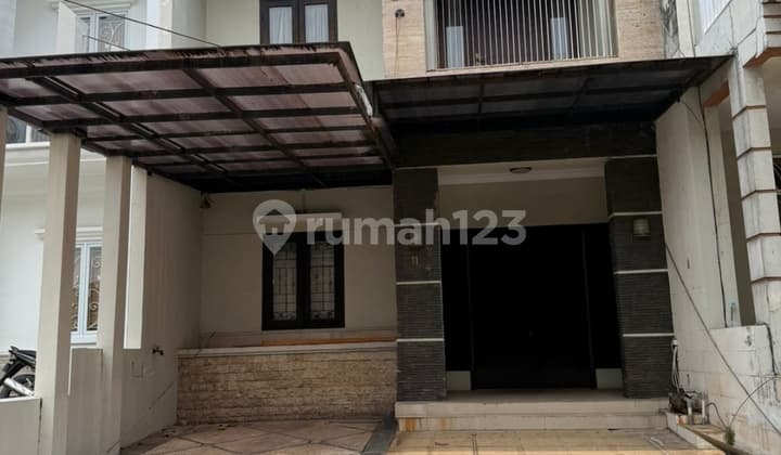 For Quick Sale, Nice House in Gading Residence, Comfortable and Quiet Cluster.