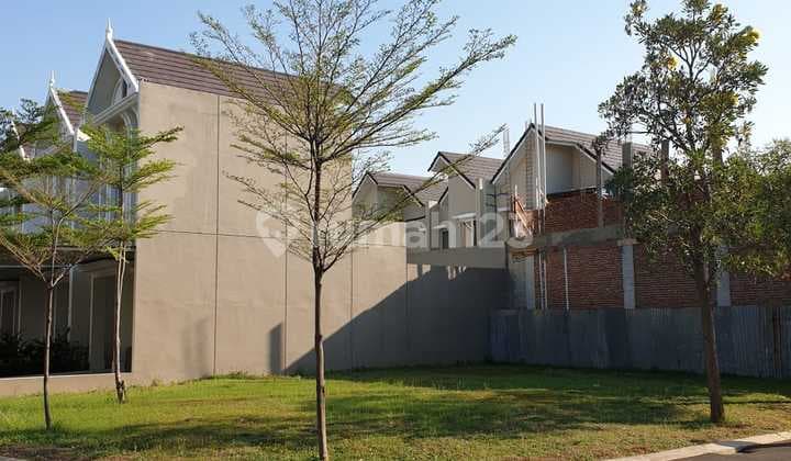 Cheapest Loss Sale of Huk Plots in JGC Cluster North Thames