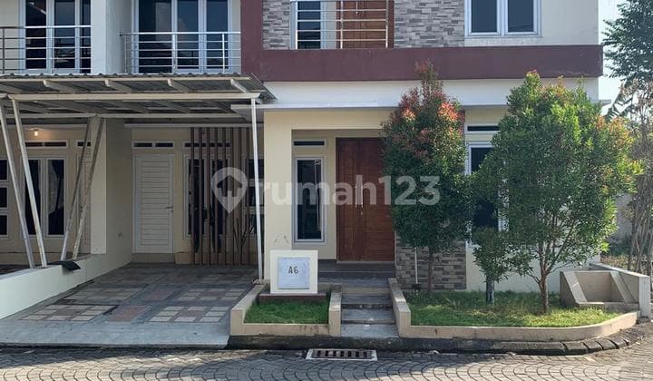 Rumah 2 Lantai Bagus Palagan Dekat Ugm Al Azhar Kuliner Sariharjo