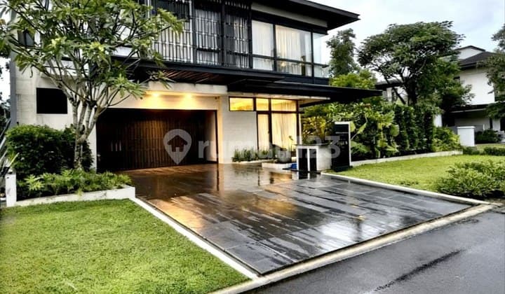 New 3-Story House + Elevator and Private Pool in Cimanggis Depok