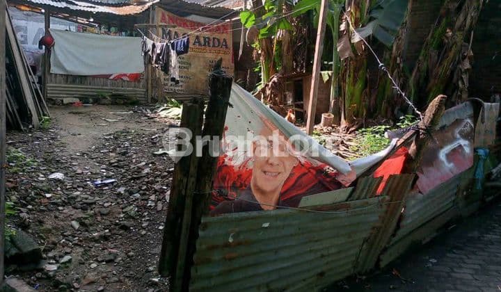 TANAH DI GABUDAN PASAR KLIWON