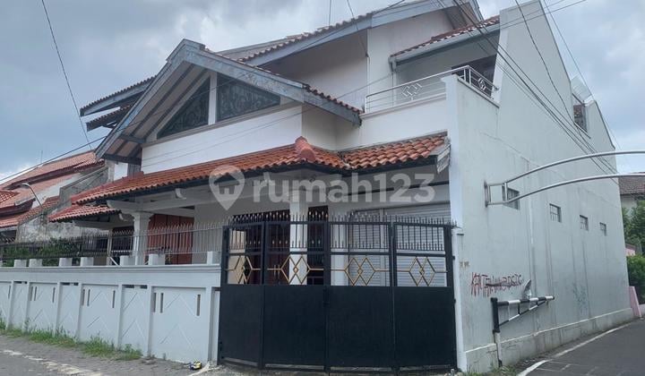 Disewakan Rumah Mewah Full Perabotan Di Cemani Solo