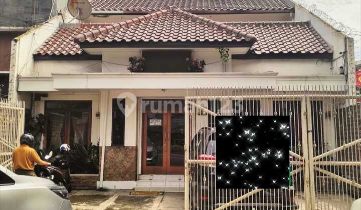 Dijual Rumah 2 Lantai Di Mainroad Pelajar Pejuang Kota Bandung