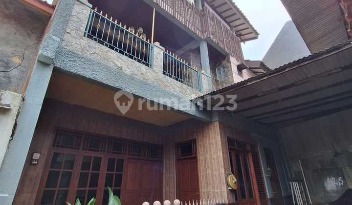 TURUN HARGA!!! Rumah 3 lantai Di Gunung Rahayu Cimahi Utara