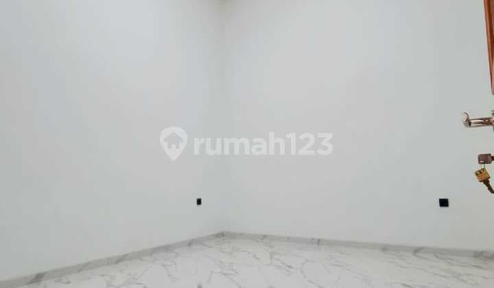 Rumah Manyar Rejo Mewah Cantik Poll