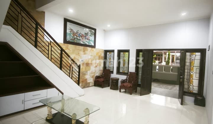 Rarely Available, Large House Singgasana Bandung Ready to Occupy