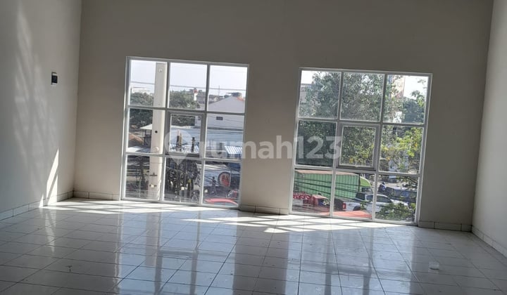 Ruko Terusan Pasir Koja Ramai Lalu Lintas Cocok Jual Kain