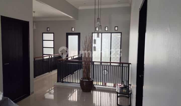 Rumah Luas Murah di Setiabudi Regency Bangunan Kokoh dan Mewah