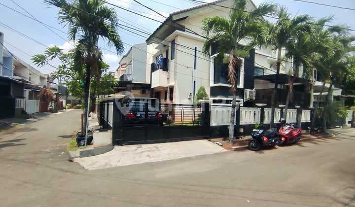 For Sale, House at Billymoon Complex, Pondok Kelapa, East Jakarta