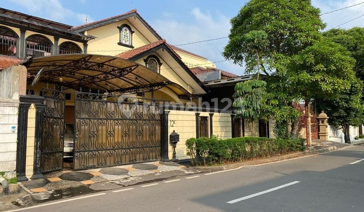 Di Jual Rumah Pinggir Jalan Raya Duren Sawit Jakarta Timur