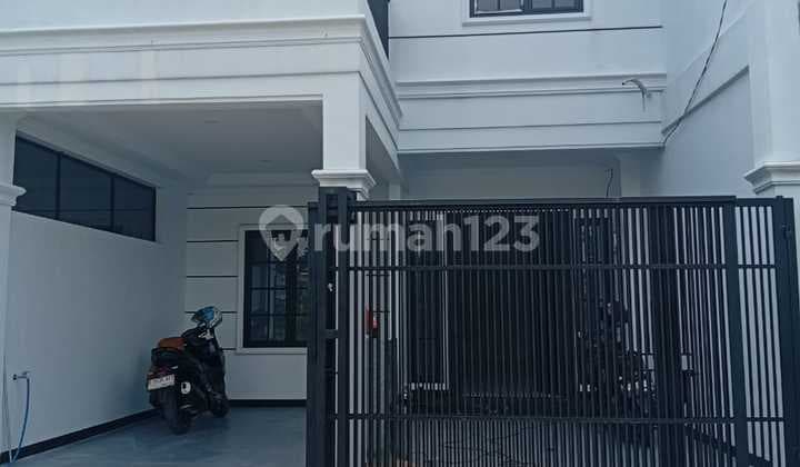 Translated to English:
**For Sale: New House in Pondok Kelapa, East Jakarta**