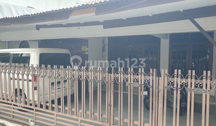 Rumah Kost 11 Kamar Lokasi Sangat Strategis Dekat Univ Ternama