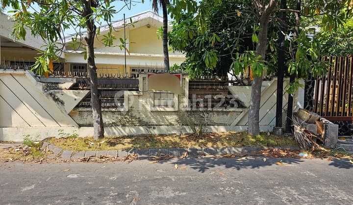 Rumah Babatan Siap Huni, Sangat Strategis