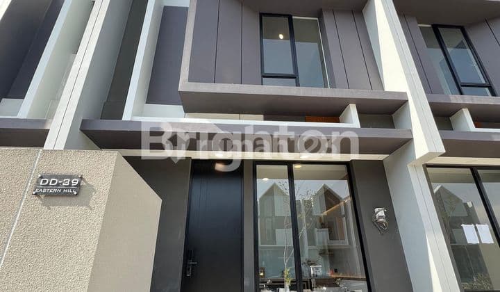Rumah Nyaman di Area Premium OERR Surabaya Timur