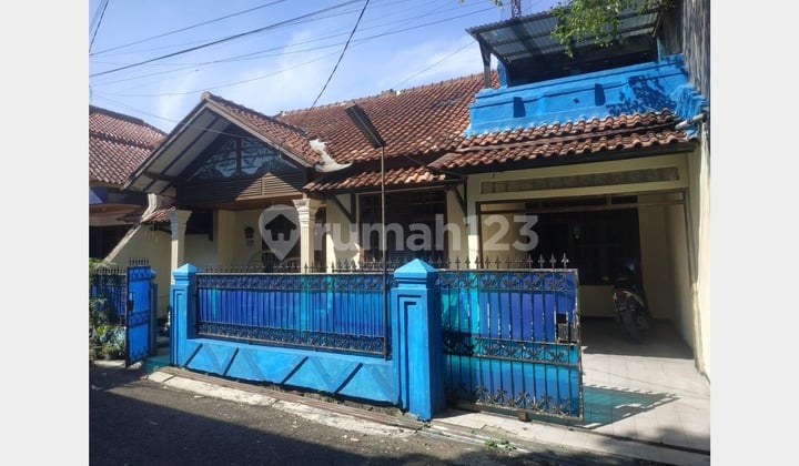 Rumah Dalam Komplek Sariindah, 5 Menit ke Kiara Artha Park