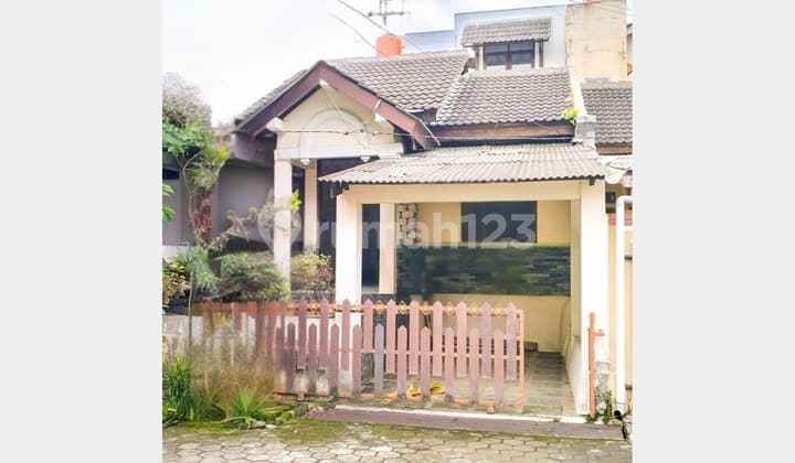 Rumah Strategis Cimahi Tengah – Dekat Alun-Alun & Balaikota