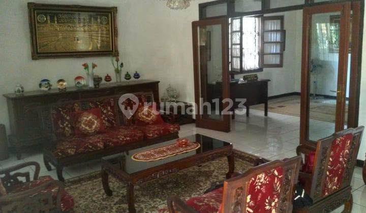 Rumah 1,5 Lantai Malabar