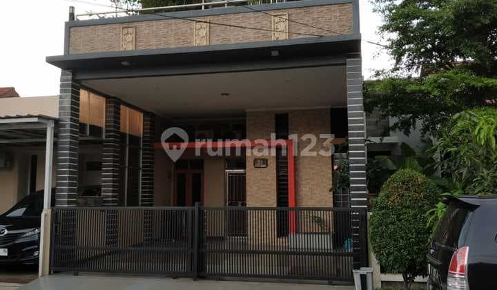 Dijual Rumah 3 Lantai dengan Rooftop Antapani, Kiara Artha Park