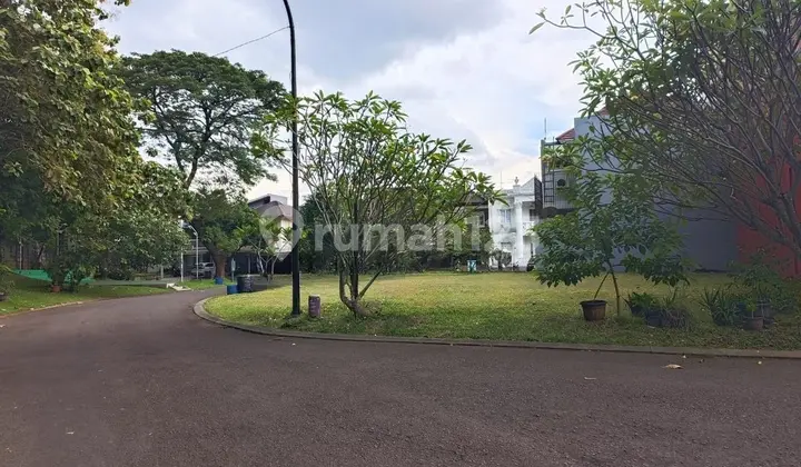 Tanah di Kota Wisata, Jakarta Timur.