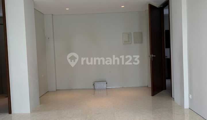 Apartemen Mewah View Golf Surabaya Barat Graha Famili