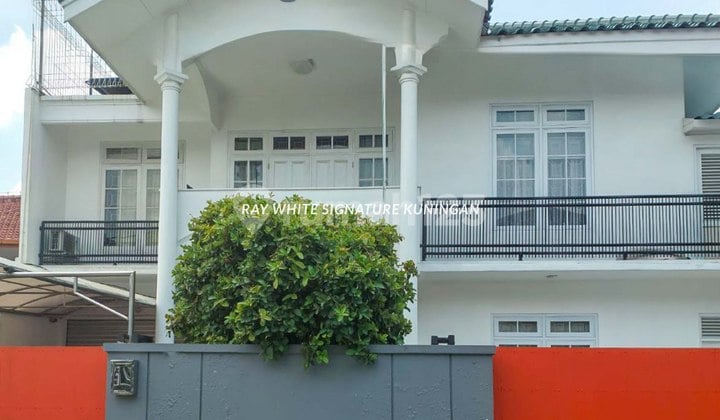 Rumah 2 Lantai Siap Huni di Jl. Elang Malindo Cipinang Melayu