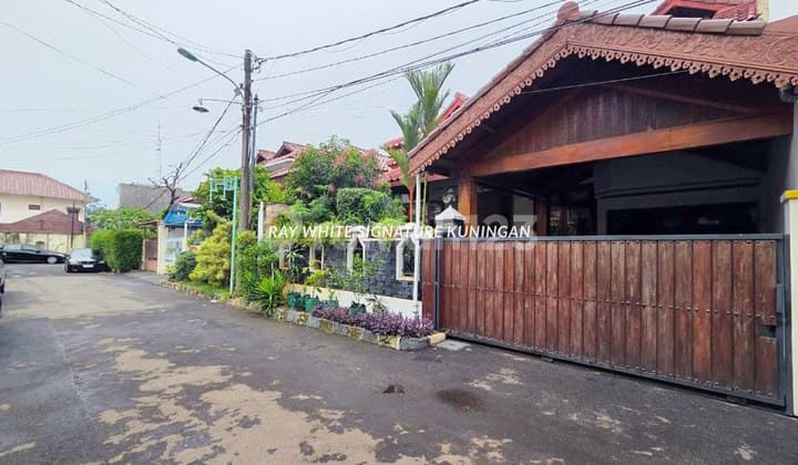 Dijual Rumah Full Furnished Siap Huni di Elang Malindo Jatiwaringin Jakarta Timur