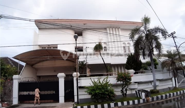 Dijual Rumah Manyar Kertoarjo Surabaya Timur