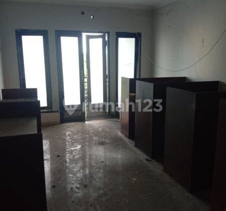 For Sale Shop House on Main Diponegoro Street