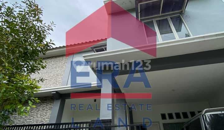Rumah, 3 Lantai, SHM, di Cemorokandang
