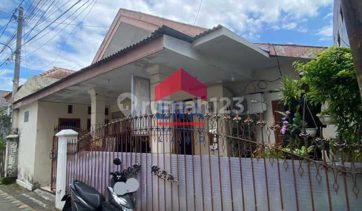Rumah, 1 Lantai, SHM, di Rampal Celaket