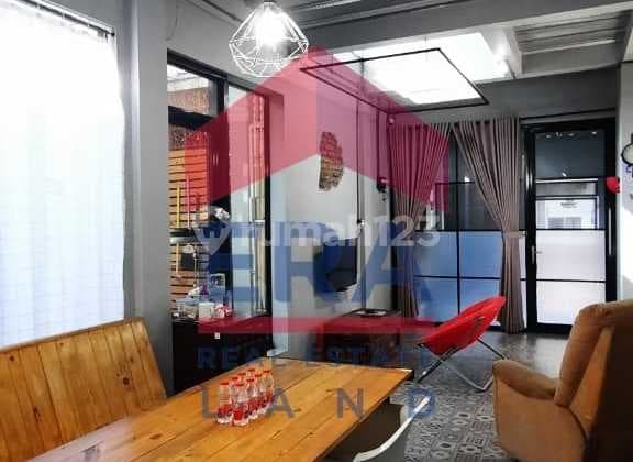 Rumah, 2 Lantai, SHM, di Pandanwangi Semifurnish