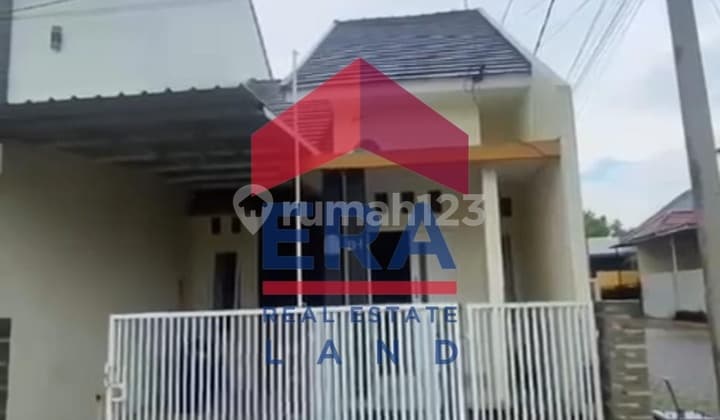 Rumah Bagus Semi Furnished SHM Soekarno Hatta, Malang
