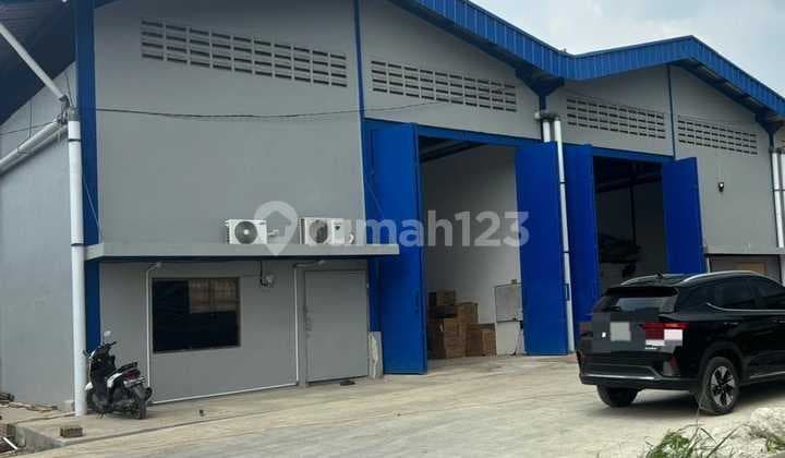 DI SEWAKAN GUDANG 600 METER AKSES KONTAINER 40FT LOKASI PINGGIR JALAN