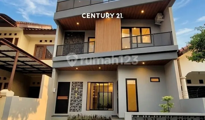 Brand New House in Graha Raya Lot 18134