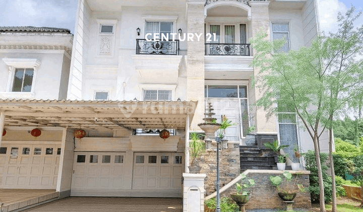 Rumah 3 Lantai Semi Furnished di Gading Serpong Va 18160