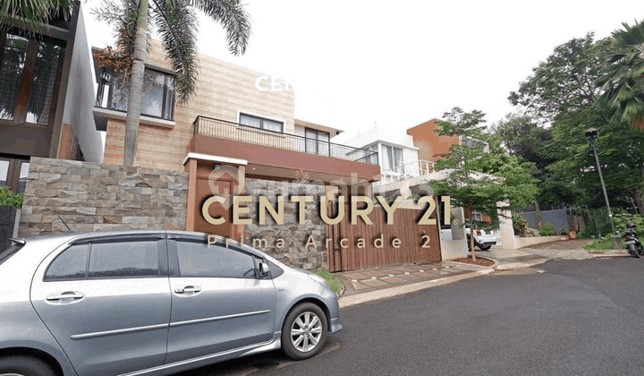 Luxury House Plus Swimming Pool in Sector 7 Bintaro Jaya Gb 14172