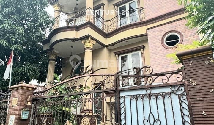 Sell Fast House Within Cluster in Ciledug Gb 17980