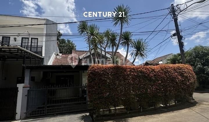 Rumah Hook di Graha Bintaro Ip 17918