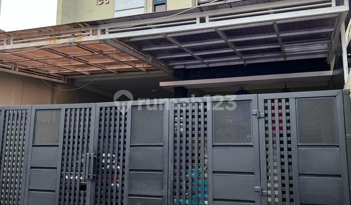 Rumah Siap Huni Kampung Kandang Jakarta Selatan