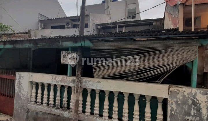 Rumah Lama (hitung Tanah).lokasi Dekat Jl.mt.haryono.dekat Ke Pintu Tol Dalam.kota