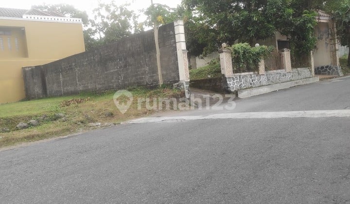 Tanah Luas 297 Meter Persegi Lokasi Strategis Dekat Kampus UII